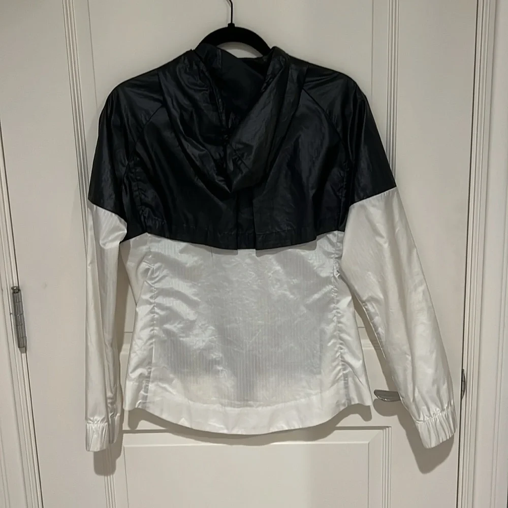 Nike windbreaker - Picture 3 of 3